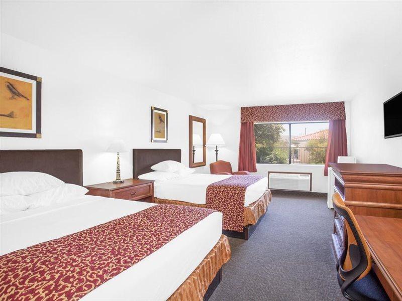Hotel Ramada By Wyndham Barstow Exteriér fotografie