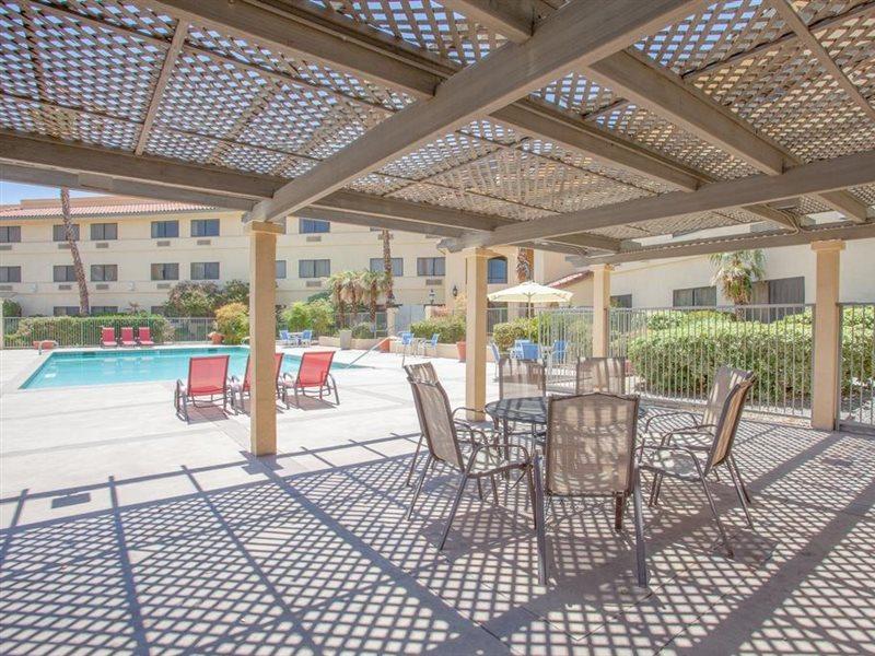 Hotel Ramada By Wyndham Barstow Exteriér fotografie