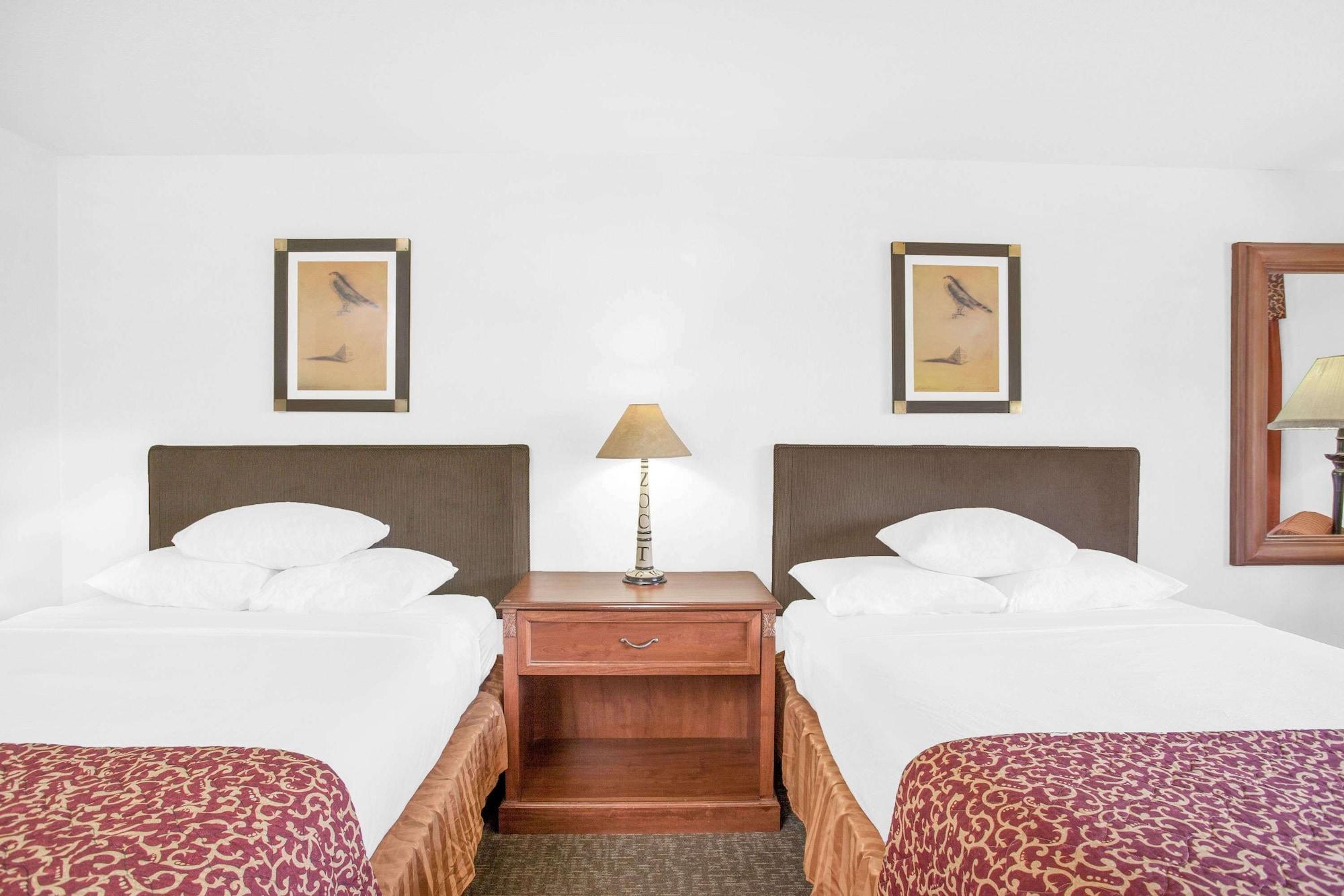 Hotel Ramada By Wyndham Barstow Exteriér fotografie